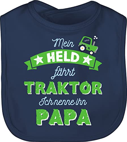 Baby Lätzchen - Geschenk zum Vatertag - Mein Held fährt Traktor Papa - Unisize - Navy Blau - vater trecker laetzchen papas kinderlatz papatag babylätze männertagsgeschenke schlabberlatz von Shirtracer
