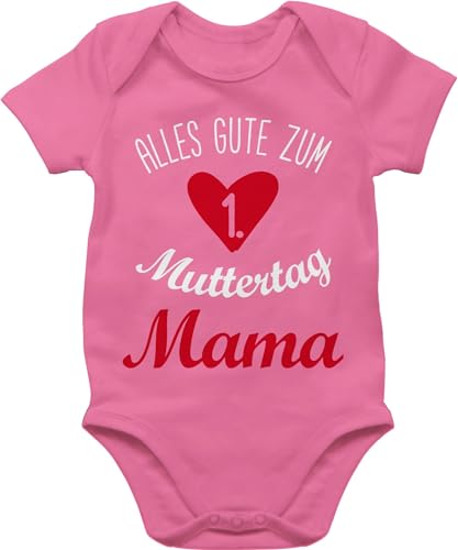 Shirtracer Baby Body Junge Mädchen - Erster Muttertag - Alles gute zum 1. Muttertag - 6/12 Monate - Pink - mama tag unser strampler outfit mutter tags liebe babysachen geschenke muttertaggeschenke von Shirtracer