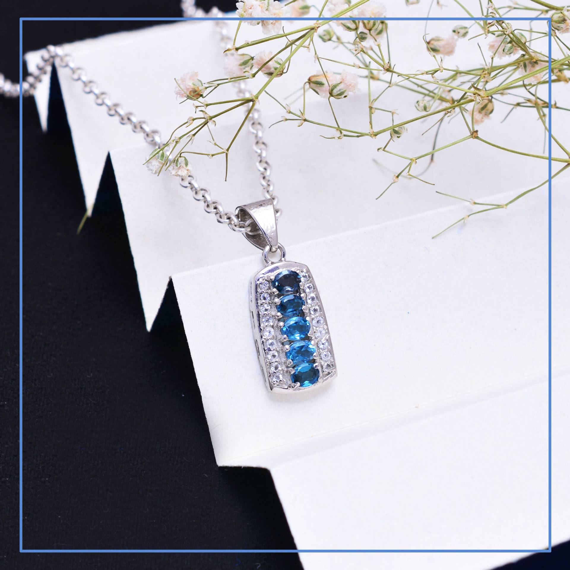 Natürlicher Aaa+ London Blue Topas Sterling Silber Feiner Anhänger ~ Topaz 925 Vertikal Halskette Handgemachte Geschenkideen Für Sie Rk148 von SilverGlareJewelry