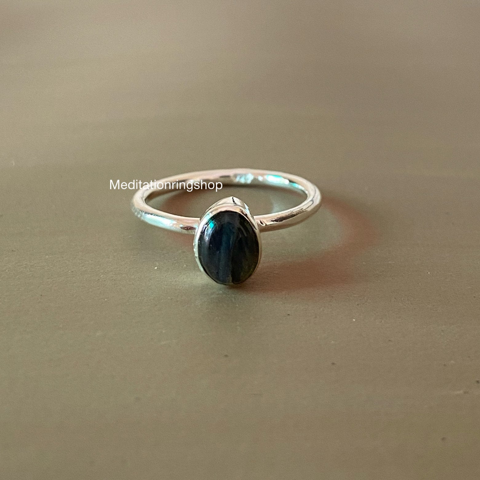 Labradorite Gemstone Ring, 925 Sterling Silver, Handmade Statement Jewelry, Christmas Wedding Labradorite Gemstone Ring, 925 Sterling Silver, Handmade Statement Jewelry, Christmas Wedding von Silverjewellery30