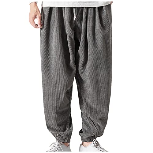 SoonerQuicker Herren Cordhose Breitcord mit Gummizug Jogginghose mit Bündchen Hose Männer Baggy Freizeithose mit Kordelzug Lang Weit Grau L SoonerQuicker Herren Cordhose Breitcord mit Gummizug Jogginghose mit Bündchen Hose Männer Baggy Freizeithose mit Kordelzug Lang Weit Grau L von SoonerQuicker