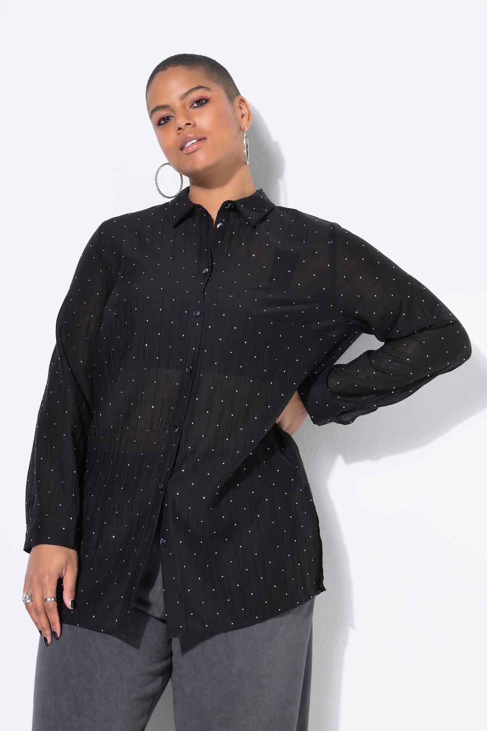 Große Größen Hemdbluse, Damen, schwarz, Größe: 50/52, Polyester/Synthetische Fasern, Studio Untold Große Größen Hemdbluse, Damen, schwarz, Größe: 50/52, Polyester/Synthetische Fasern, Studio Untold von Studio Untold