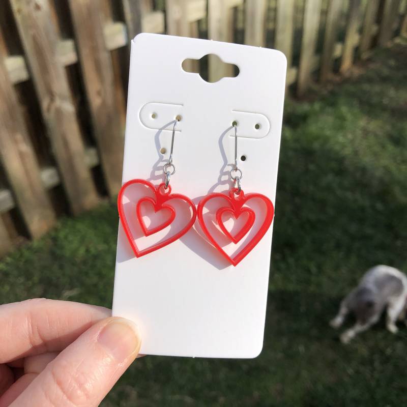 Rote Acryl Herz Ohrringe - Edelstahl Fischhaken Niedliche Valentinstag von Superluckydesigns