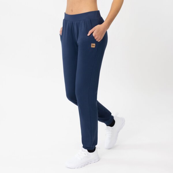 TAO Sportswear Kühlende Damen Freizeithose FEE aus Holzfasern von TAO Sportswear