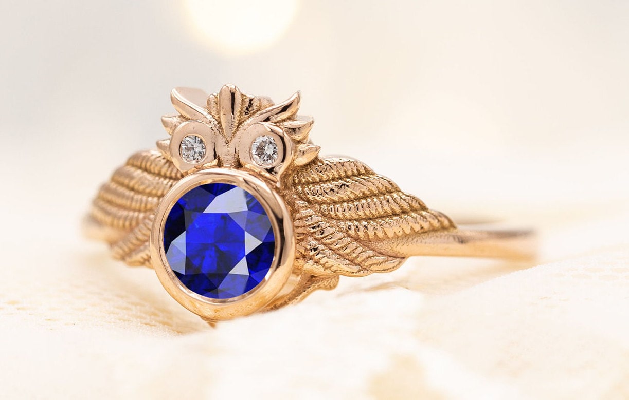 14K Gold Blau Saphir Verlobungsring Antik Eule Stil Ehering Vintage Art Deco Braut Jubiläum Ring Unikat Versprechen Für Frauen von THEGOLDSMITHIN