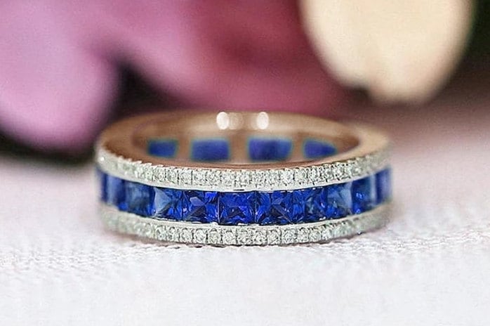 Art Deco Blauer Saphir Band Für Frauen Einzigartige Volle Ewigkeit Hochzeitsband Vintage Verlobungsring 14K Weißgold Edelstein von THEGOLDSMITHIN