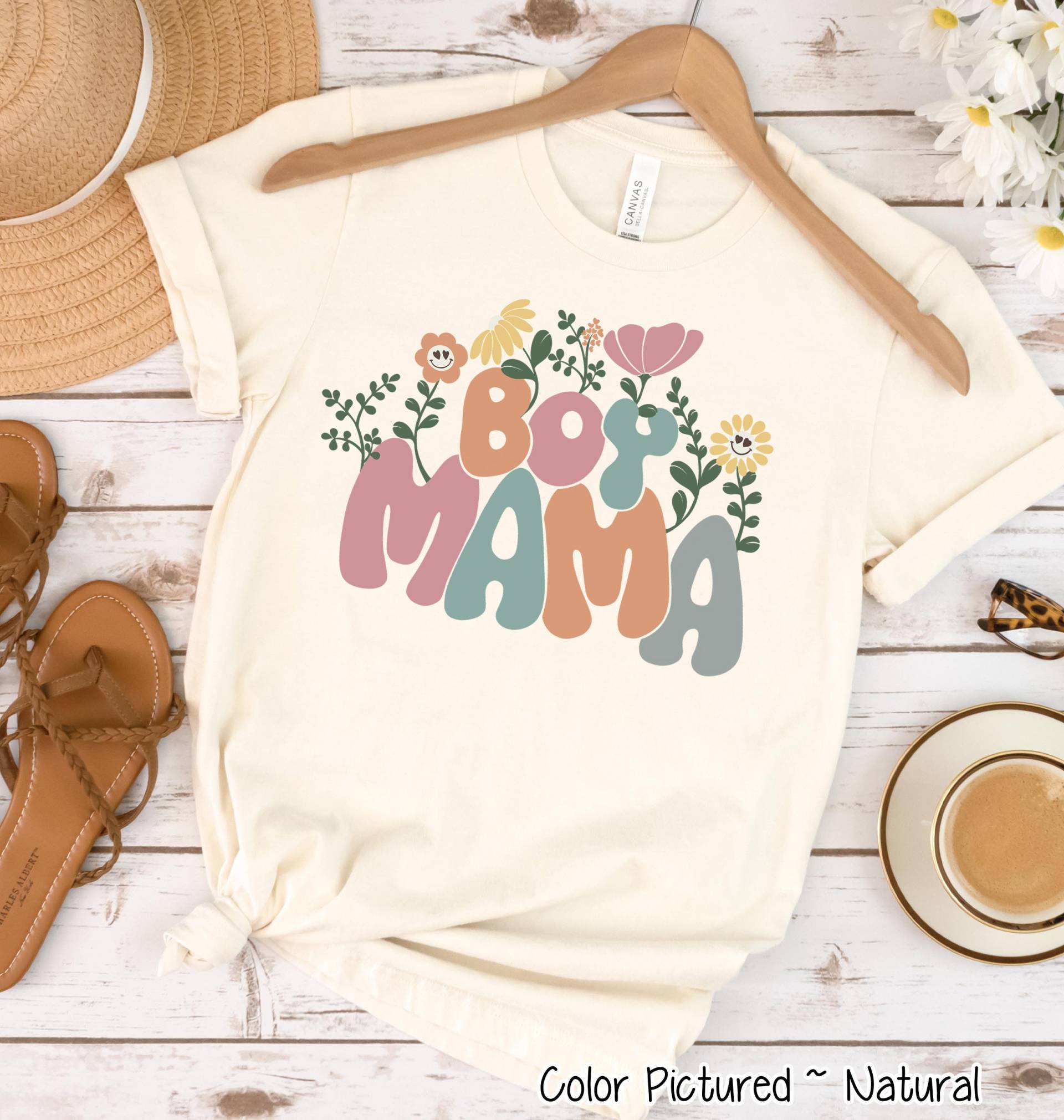 Retro Florales Junge Mama Shirt, Individuelles Geschenk Für Mama, Muttertagsgeschenk Sie, Life T-Shirt, Blessed Boy Shirt von TooCuteCustomDesign