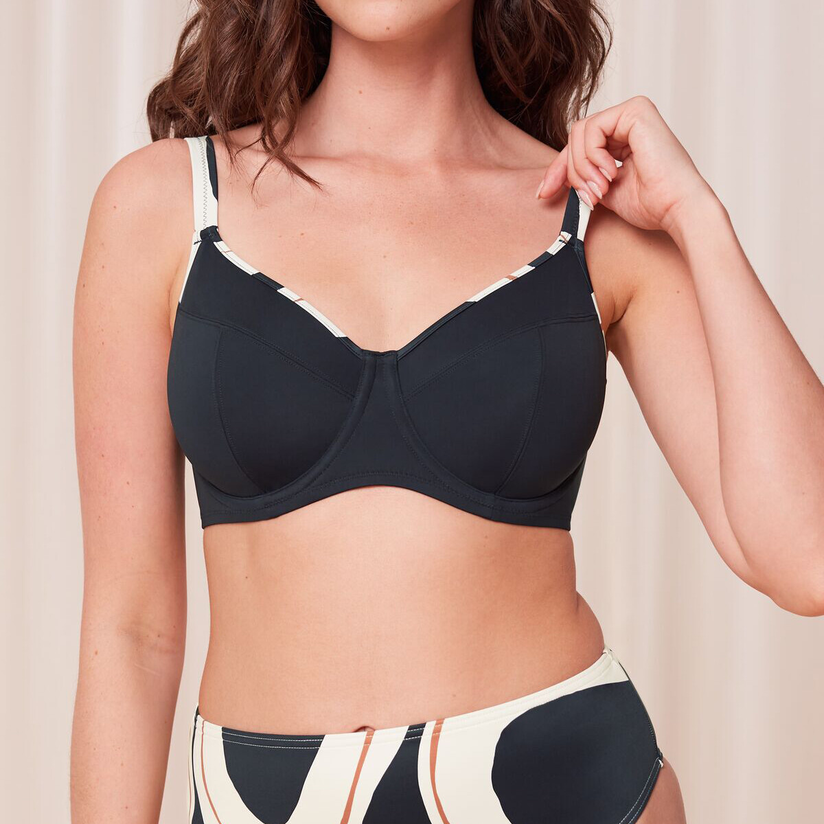 Triumph Summer Rot Bikinioberteil Mit Bügel, Farbe: Schwarz, Größe: 44E, Damen von Triumph