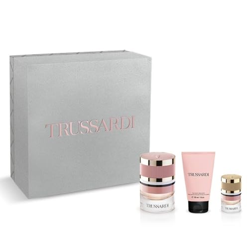 Trussardi Geschenkbox für Damen, Eau De Parfum Spray 30 ml + Duft Travel Size Eau De Parfum 7 ml und Körpercreme 30 ml Trussardi Geschenkbox für Damen, Eau De Parfum Spray 30 ml + Duft Travel Size Eau De Parfum 7 ml und Körpercreme 30 ml von Trussardi