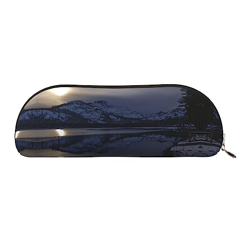 UNIOND Donner Lake Winter Bedrucktes Leder Federmäppchen Tragbare Federmäppchen Kleine Make-up-Tasche mit Reißverschluss für Reisen Büro Zuhause, gold, Einheitsgröße, Federmäppchen von UNIOND