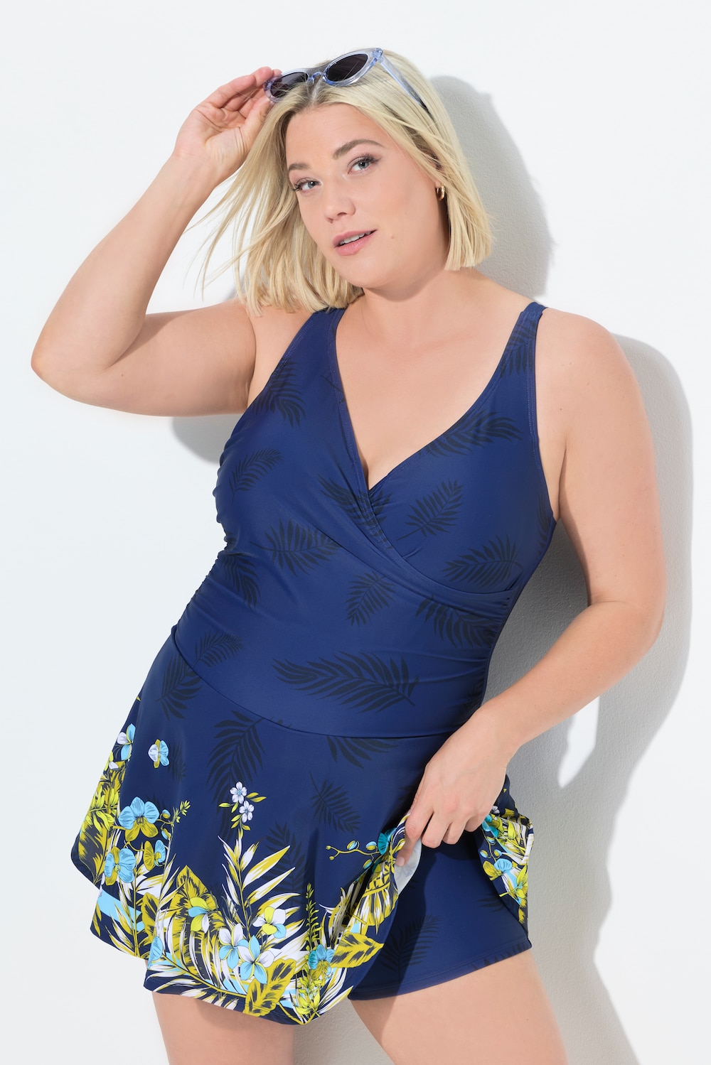 Große Größen Badekleid, Damen, blau, Größe: 46, Polyester/Synthetische Fasern/Elasthan, Ulla Popken Große Größen Badekleid, Damen, blau, Größe: 46, Polyester/Synthetische Fasern/Elasthan, Ulla Popken von Ulla Popken