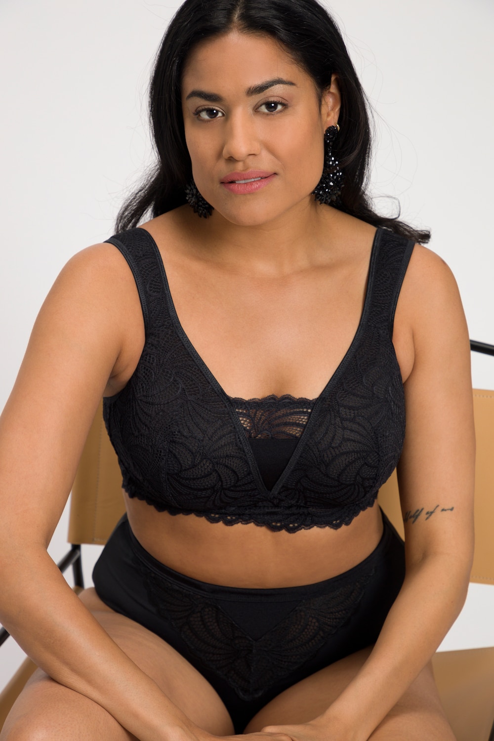 Große Größen Bralette, Damen, schwarz, Größe: 85C, Synthetische Fasern/Elasthan, Ulla Popken Große Größen Bralette, Damen, schwarz, Größe: 85C, Synthetische Fasern/Elasthan, Ulla Popken von Ulla Popken