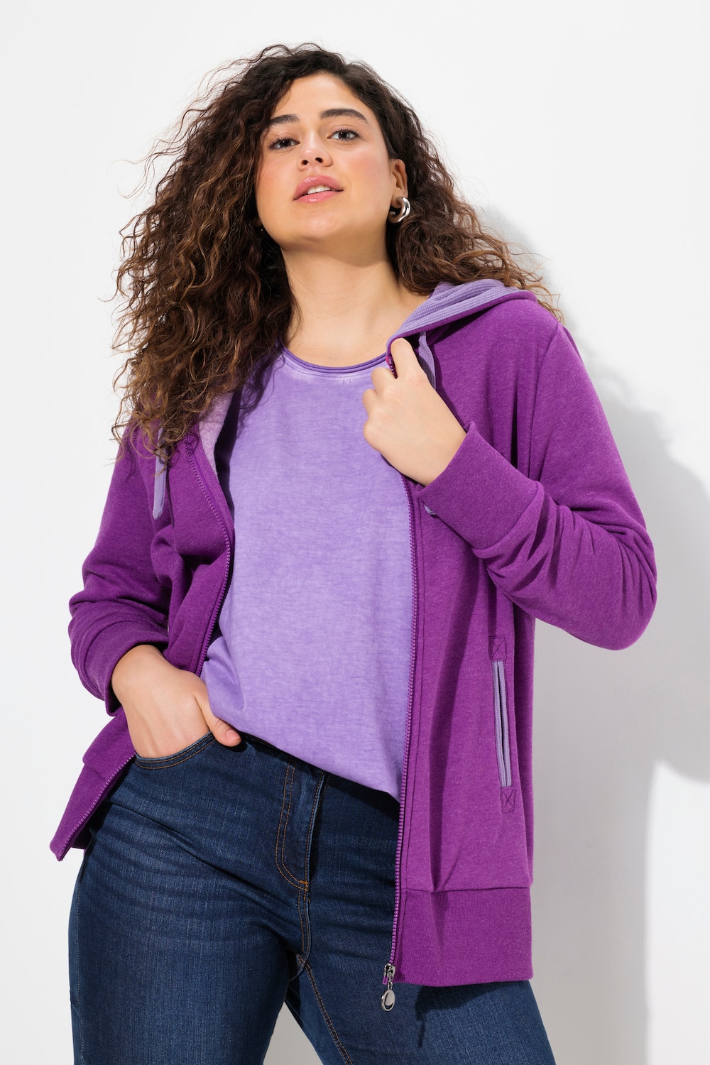 Große Größen Hoodiejacke, Damen, lila, Größe: 50/52, Polyester/Baumwolle, Ulla Popken Große Größen Hoodiejacke, Damen, lila, Größe: 50/52, Polyester/Baumwolle, Ulla Popken von Ulla Popken