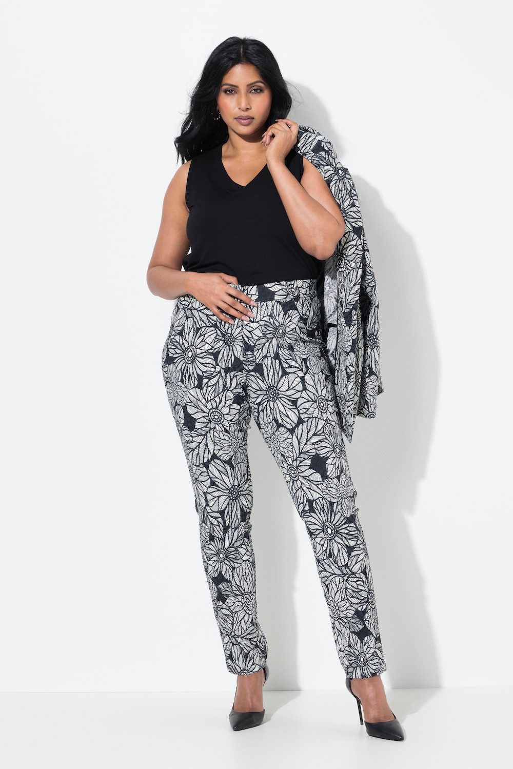 Große Größen Hose Sammy, Damen, weiß, Größe: 52, Viskose/Synthetische Fasern, Ulla Popken Große Größen Hose Sammy, Damen, weiß, Größe: 52, Viskose/Synthetische Fasern, Ulla Popken von Ulla Popken