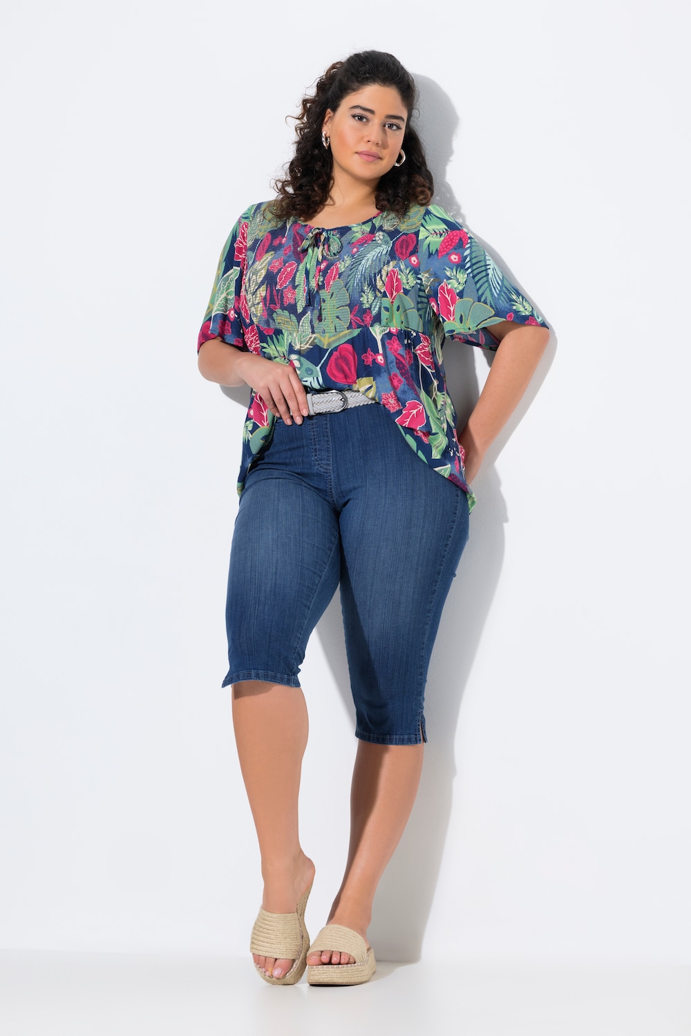 Große Größen Jeans-Capri Sienna, Damen, blau, Größe: 64, Baumwolle, Ulla Popken Große Größen Jeans-Capri Sienna, Damen, blau, Größe: 64, Baumwolle, Ulla Popken von Ulla Popken