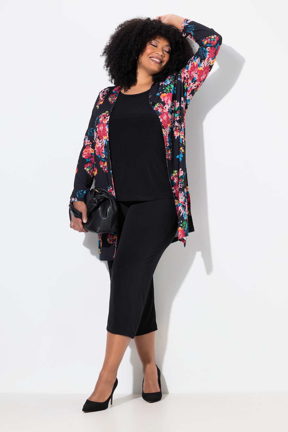 Große Größen Jerseyjacke, Damen, schwarz, Größe: 66/68, Polyester, Ulla Popken Große Größen Jerseyjacke, Damen, schwarz, Größe: 66/68, Polyester, Ulla Popken von Ulla Popken