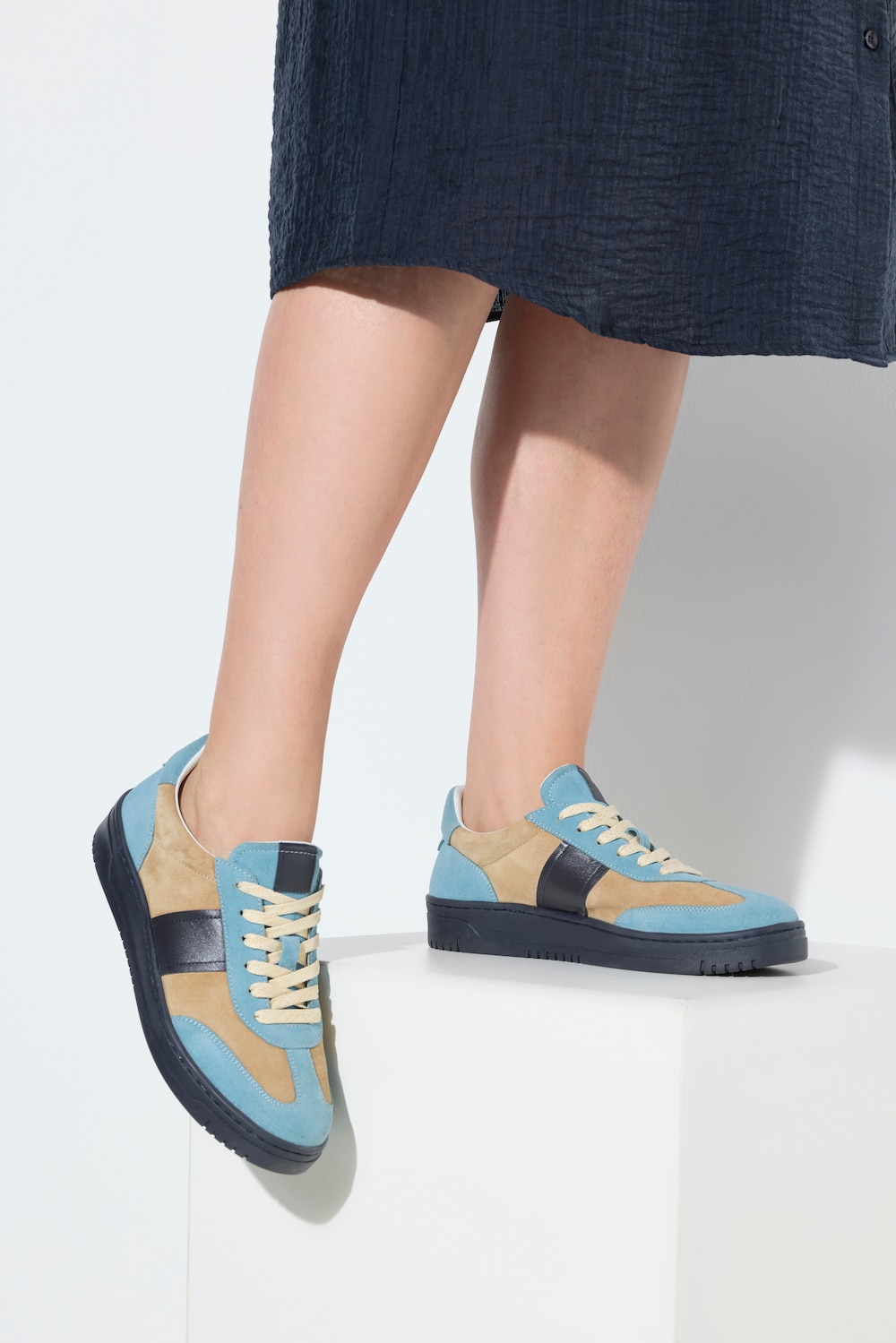 Große Größen Leder-Sneaker, Damen, blau, Größe: 45, Sonstige/Leder, Ulla Popken Große Größen Leder-Sneaker, Damen, blau, Größe: 45, Sonstige/Leder, Ulla Popken von Ulla Popken