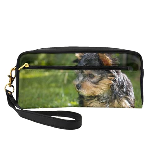 Yorkshire-Terrier-Grüngras-Yorkie-süße Hunde, Make-up-Tasche, Kosmetiktasche, tragbare Reise-Kulturtasche, Leder-Federmäppchen für Frauen und Mädchen von VHPNWJOB