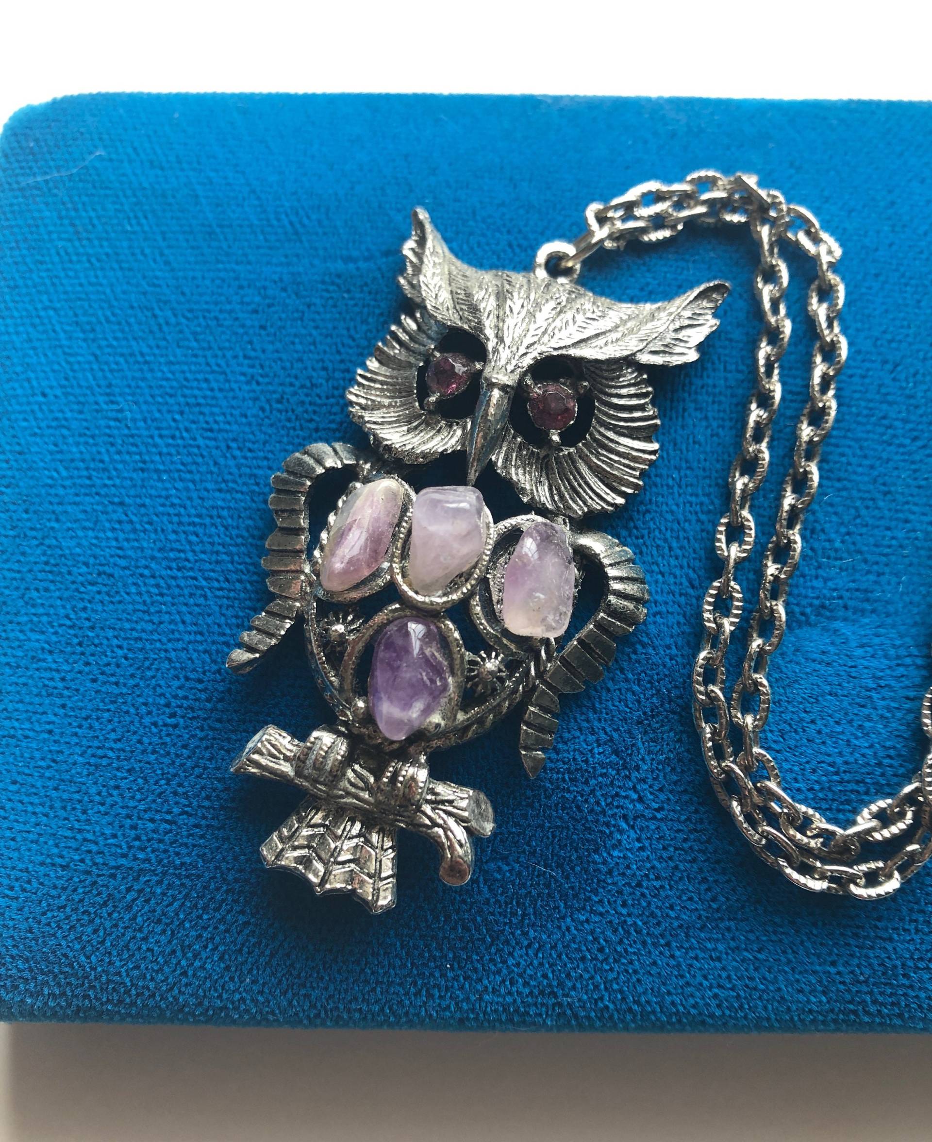 Vintage Retro Mid Century Silber Ton Und Amethyst Eule Anhänger Halskette von VintagePrairieGems