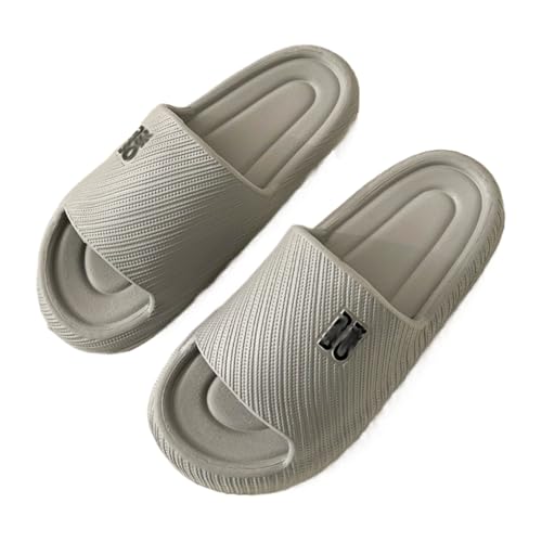 WYGGD 【Zweipaariger Satz】 Damen Rutschen Sandalen Sommer Komfort Hausschuhe Innen Nicht Rutschen Dicke Sohle Herren Sandalen Home Leichte Strandschuhe Badesandalen Für Männer, Gray-39/40 von WYGGD