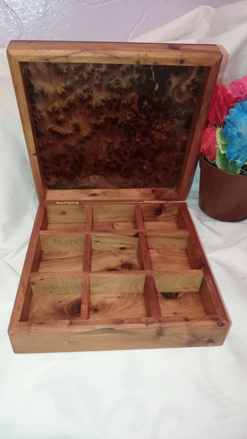 Jewelry Boxes Thuya Wood Grains Knots With 9 Compartments, Bracelet, Brooch, Cuff Links, Earrings, Necklace, Pinring, Tie Clip, Watch Box von Woodthuya1999