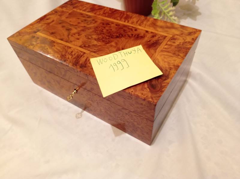 Thuya Burl, Lockable Wooden Chest Box With Tow Keys, Storage Level, Large Jewelry Organe Thuya, Handmade Morocco, Fast Shipping, Gift von Woodthuya1999