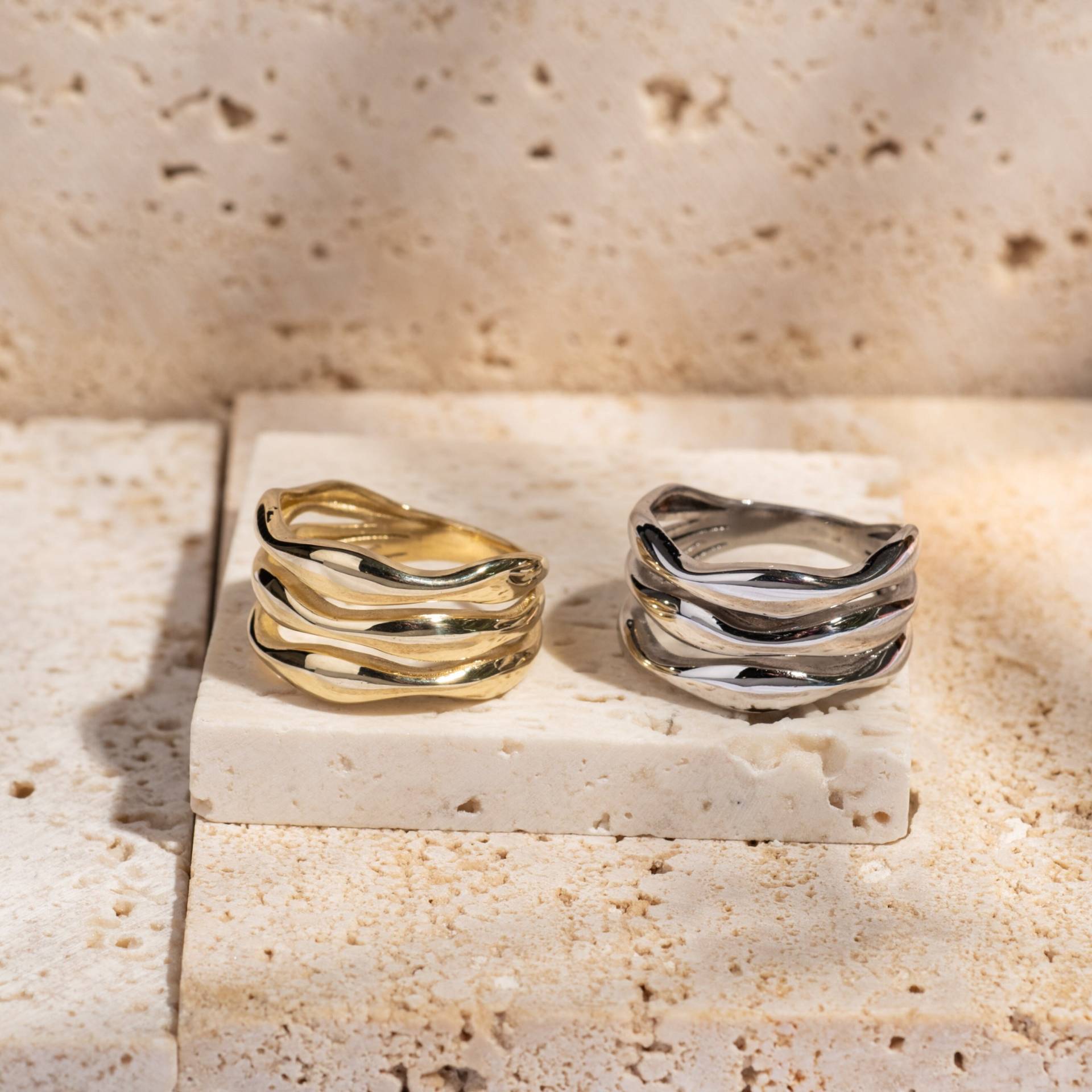 Wickelring Aus 14-Karätigem Gold | Triplet-Reihenring Rundum Stapelbarer Ring Mehrsträngiger Crossover-Ring Statement-Ringe Für Damen von ArvaJewels