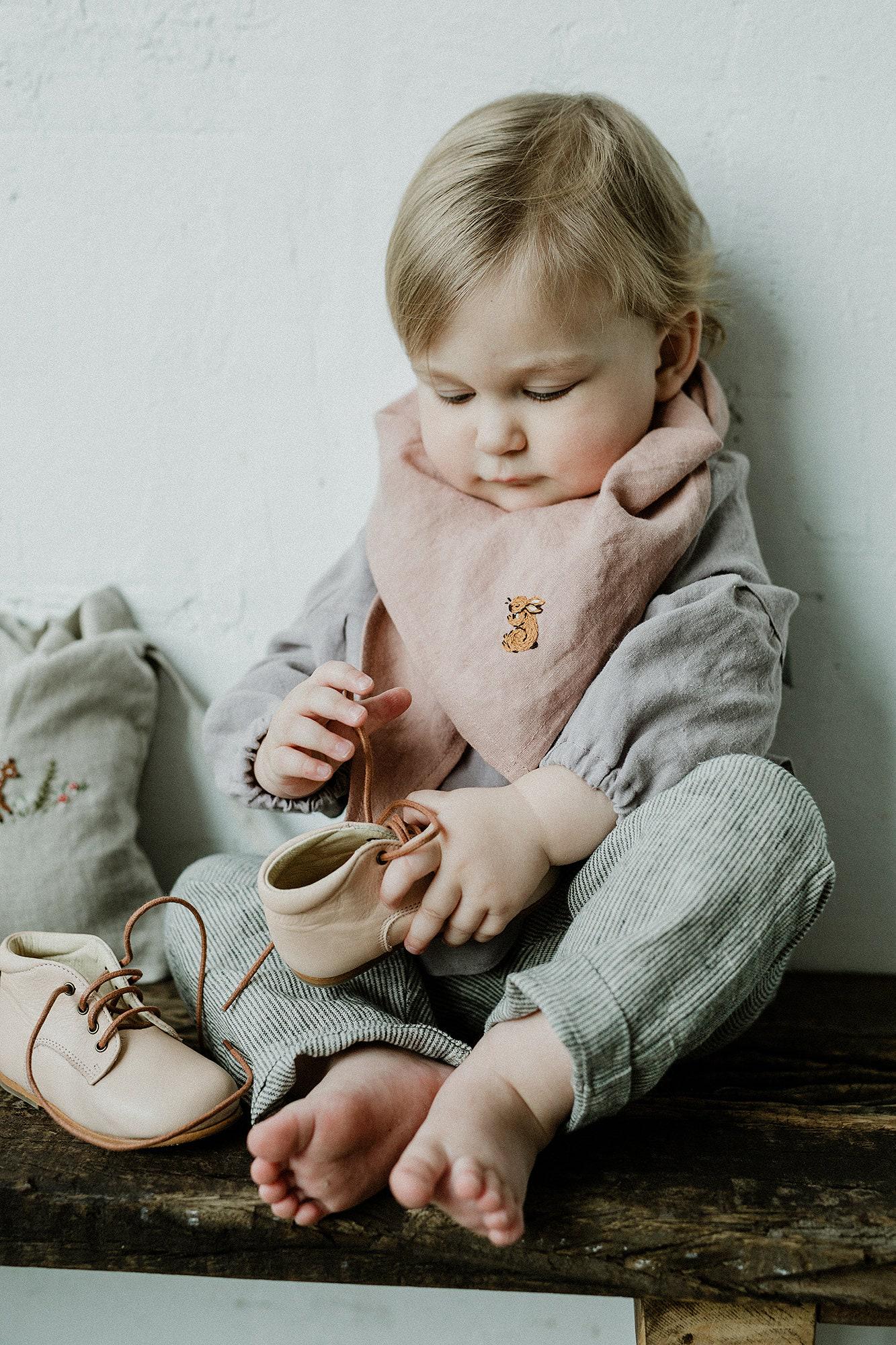 Dusty Rose Leinenschal, Kinder Verschiedene Stickereien, Leinenschal Für Kinder, Kinderschal von allthebeautifullinen