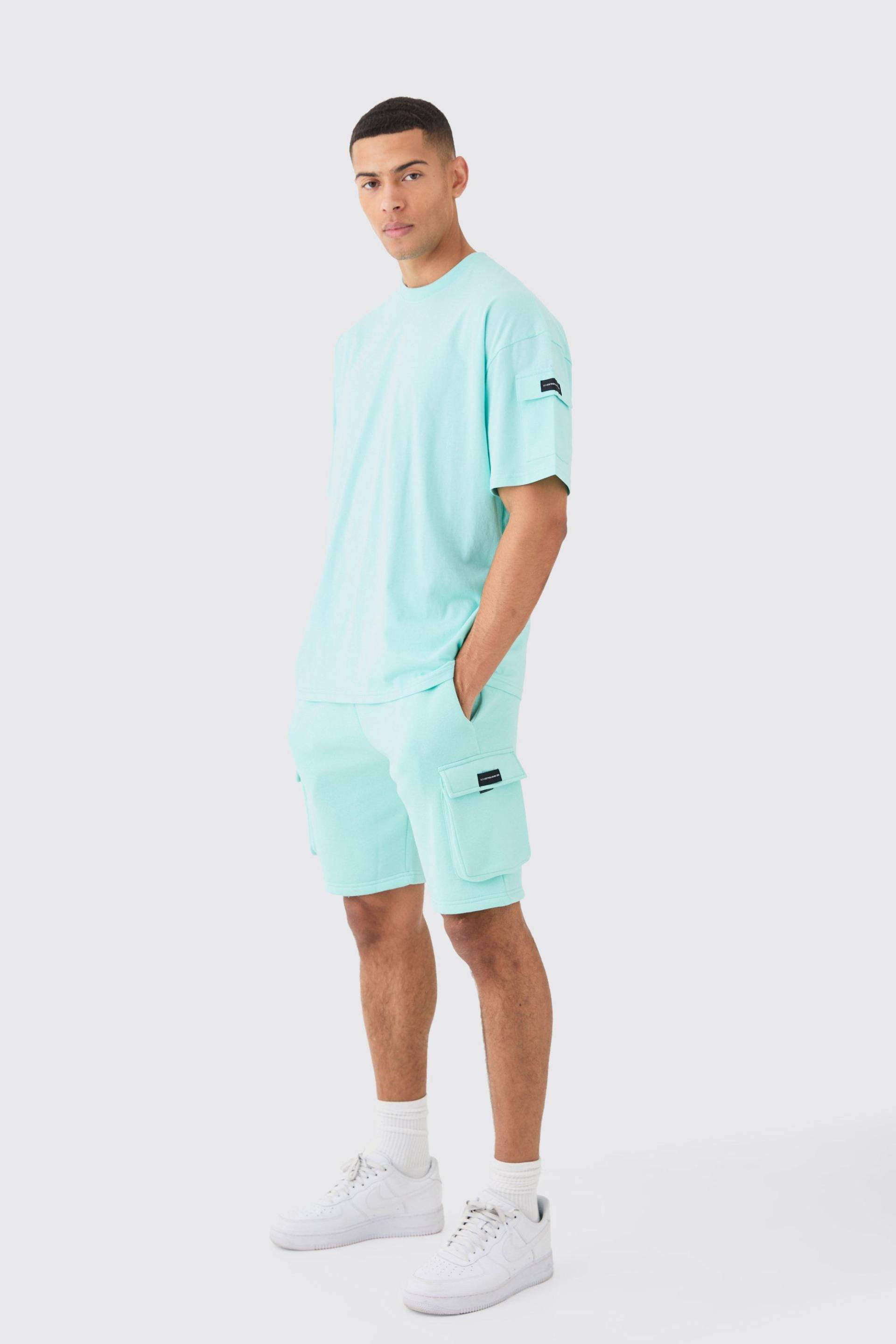 Mens Man Oversized Cargo T-shirt And Slim Short Set - Blau - M, Blau von boohooman