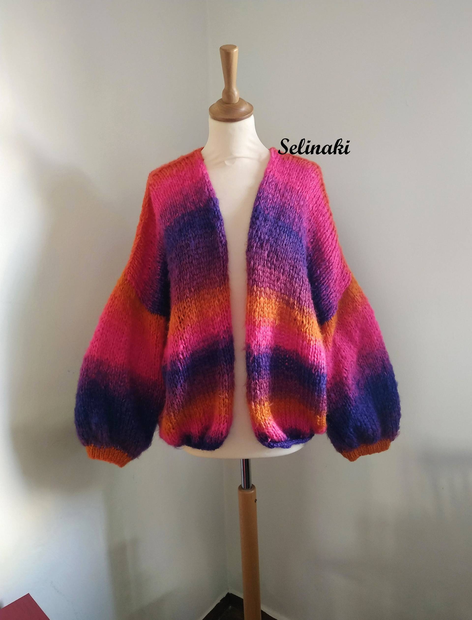 Mohair Wolle Oversized Cardigan Handgestrickte Ballon-Ärmel Neon Pink Lila Orange von bySelinaki