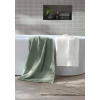 hessnatur Frottier Handtuch aus Bio-Baumwolle - grün - Größe 70x140 cm hessnatur Frottier Handtuch aus Bio-Baumwolle - grün - Größe 70x140 cm von hessnatur
