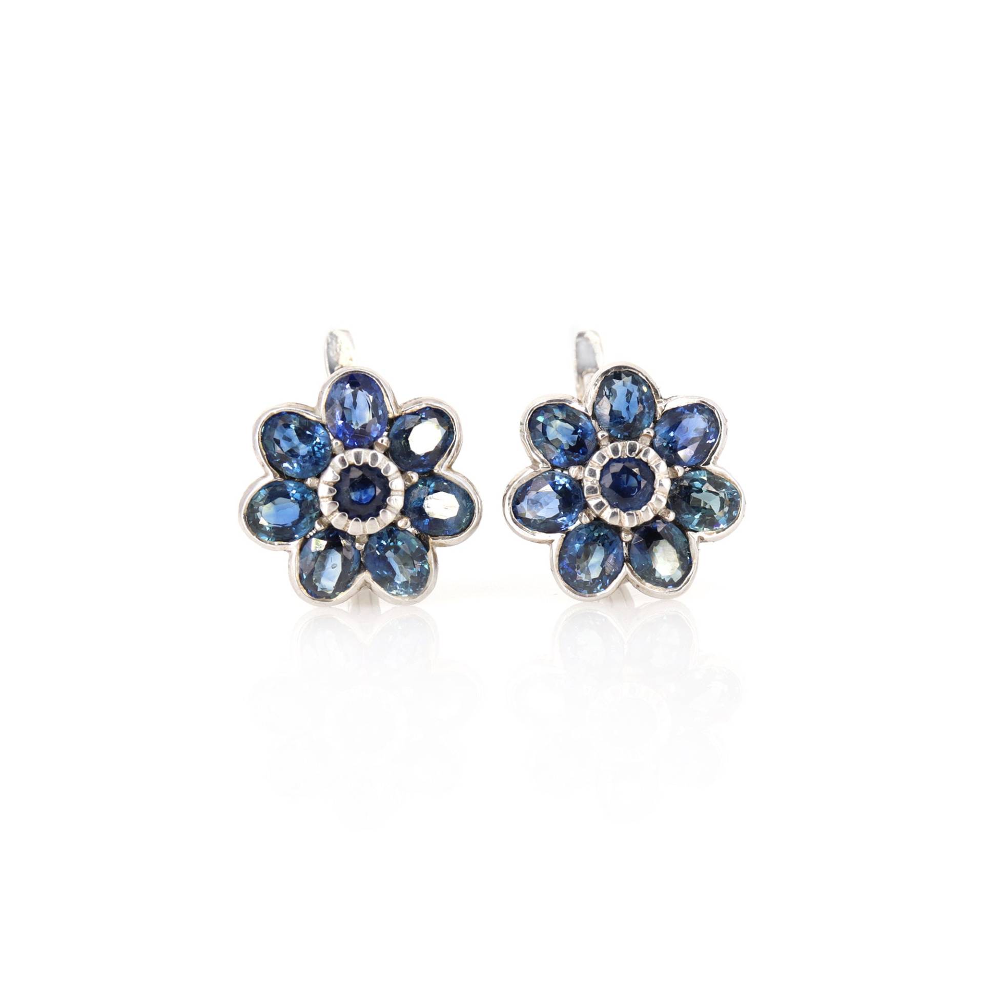 Floral Design 925 Silber Handgefertigte Blaue Saphir Ohrstecker, Muttertagsgeschenk, Ohrringe, Vintage Blauer von londonjewellers