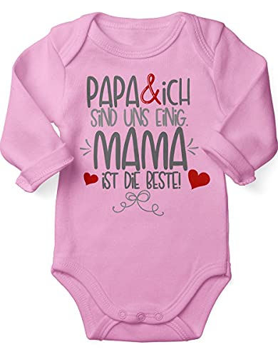 miKalino Babybody mit Spruch für Jungen Mädchen Unisex Langarm Papa & ich sind uns einig Mama ist die Beste | handbedruckt in Deutschland, Farbe:rosa, Grösse:62 von miKalino