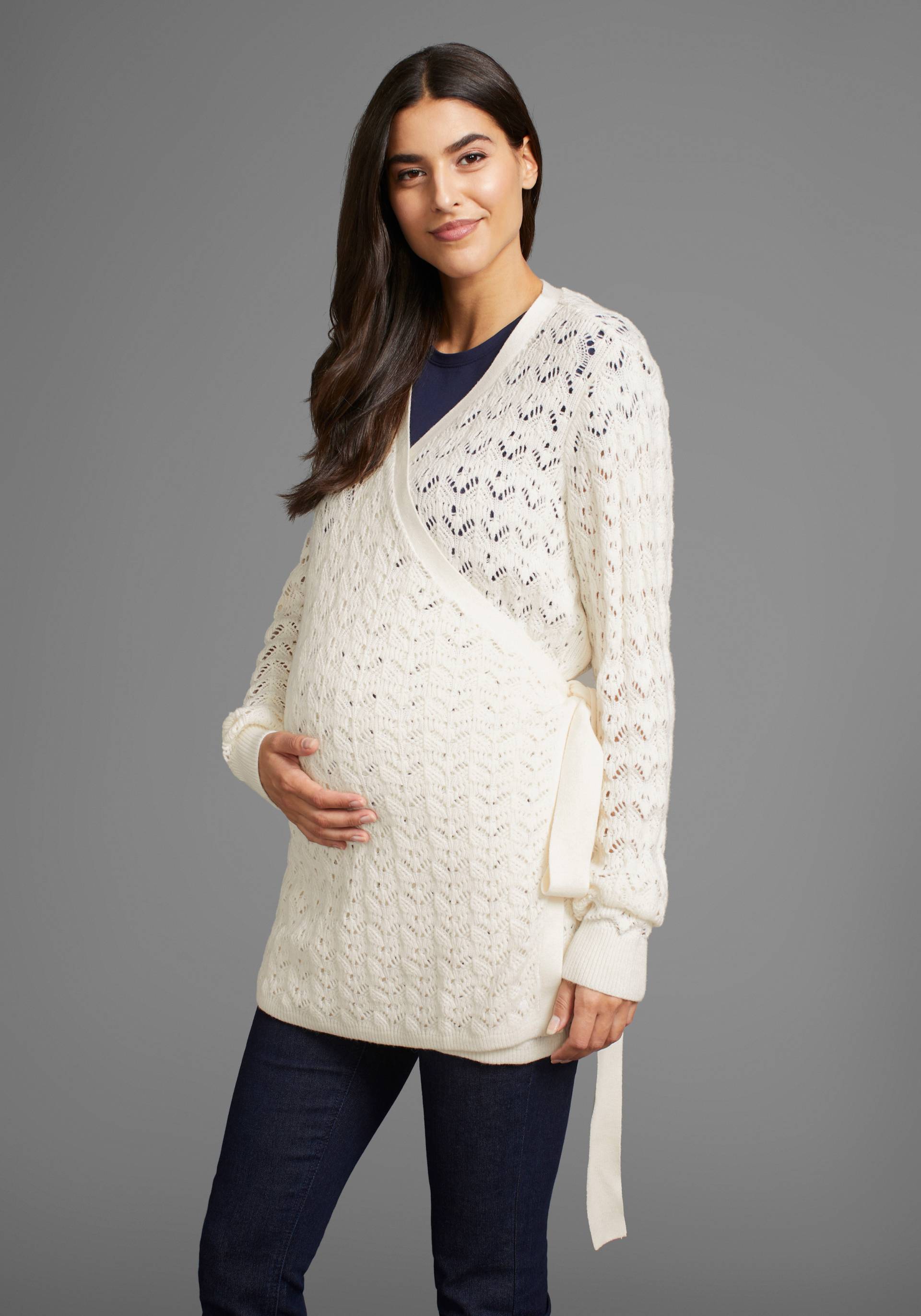 Neun Monate Umstandsstrickjacke ", Für Schwangerschaft und Stillzeit", Wickelstrickjacke in Ajourmuster Neun Monate Umstandsstrickjacke ", Für Schwangerschaft und Stillzeit", Wickelstrickjacke in Ajourmuster von neun monate