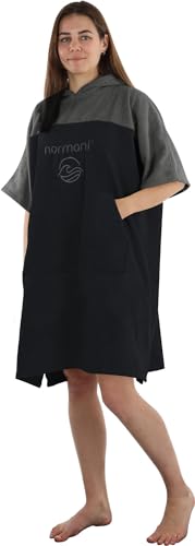 normani Erwachsenen Frottee Badeponcho aus Bio-Baumwolle für Herren und Damen - Strand Umziehhilfe Baumwoll Surfer Poncho Farbe Schwarz/Grau Größe 150-173 cm von normani