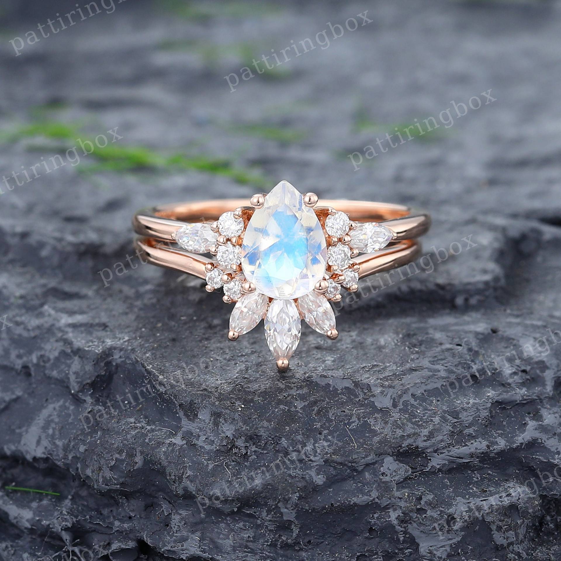 Birne Mondstein Verlobungsring Set Einzigartige Rose Gold Marquise Diamant Cluster Ring Vintage Braut Hochzeit Jahrestag Versprechen Für Frauen von pattiringbox