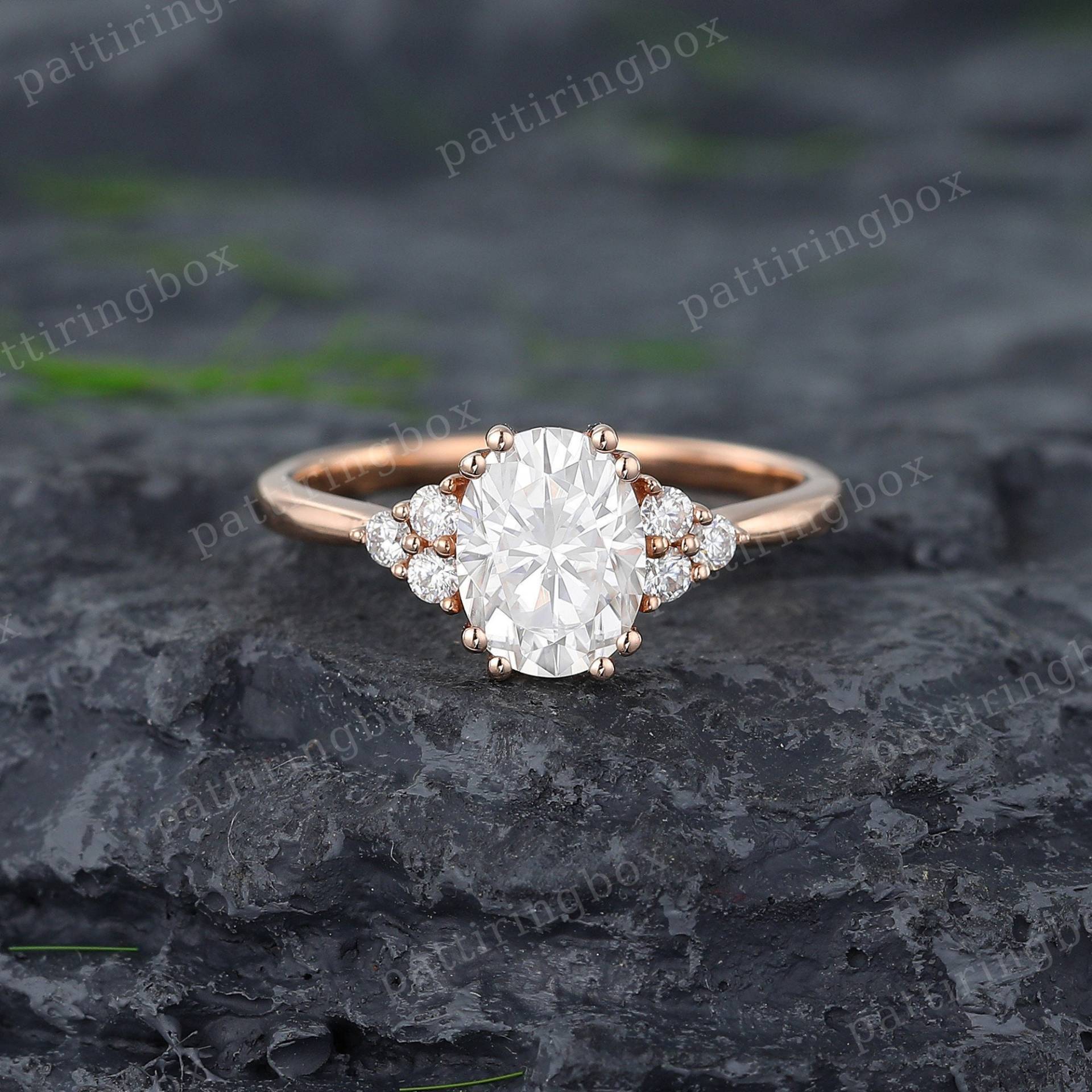 Einzigartiger Rosegold Moissanit Verlobungsring Vintage Ovaler Diamant Cluster Krappenset Braut Jahrestag Versprechensring Für Frauen von pattiringbox