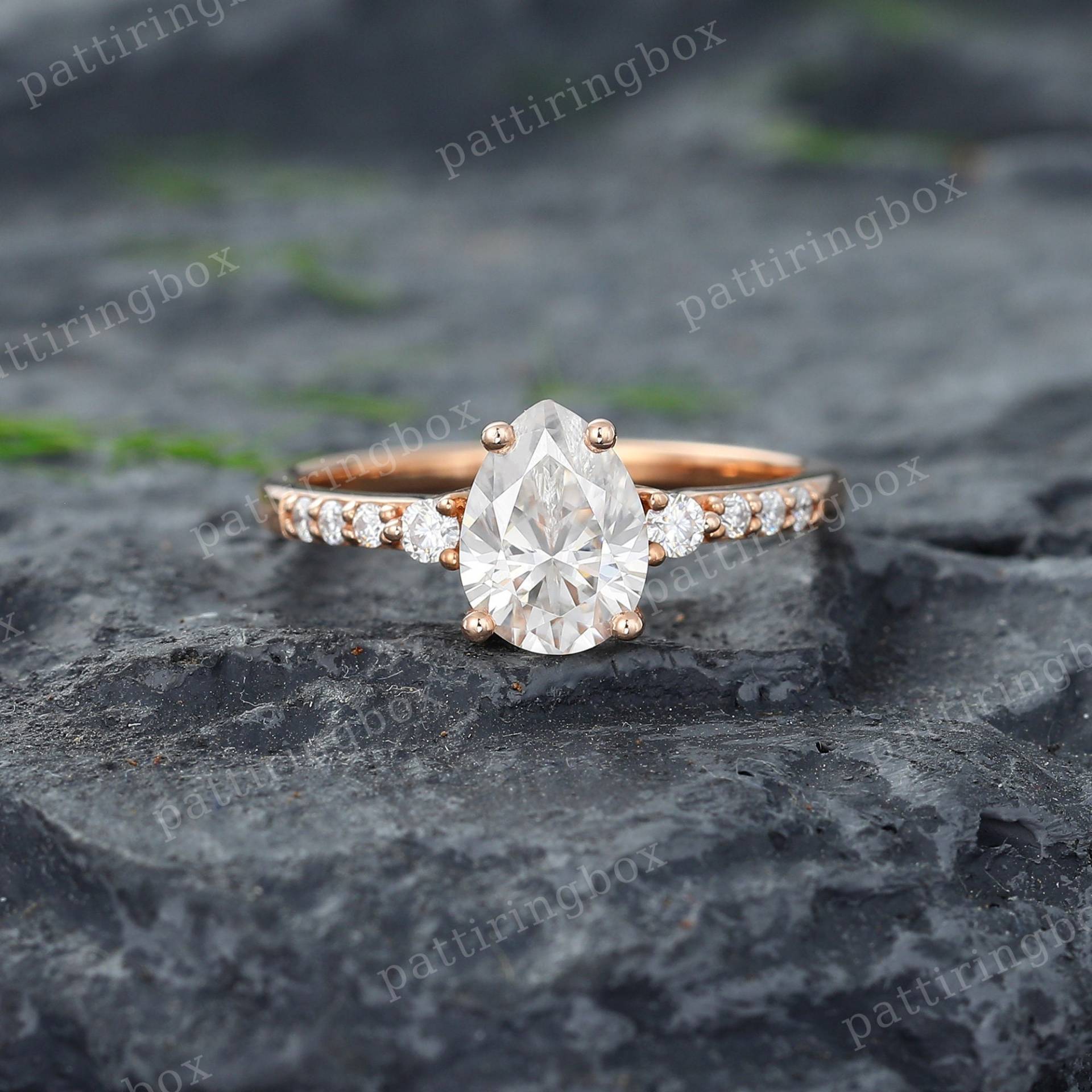 Einzigartiger Birnenförmiger Moissanit Verlobungsring Vintage Roségold Diamant Cluster Braut Jahrestag Versprechen Ring Für Frauen von pattiringbox