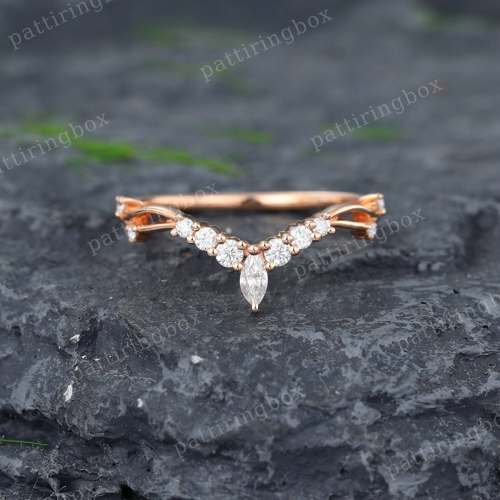 Moissanite Trauring Unikat Marquise Rose Gold Geschwungener Ehering Art Deco Diamant Vintage Versprechensband Für Frauen von pattiringbox