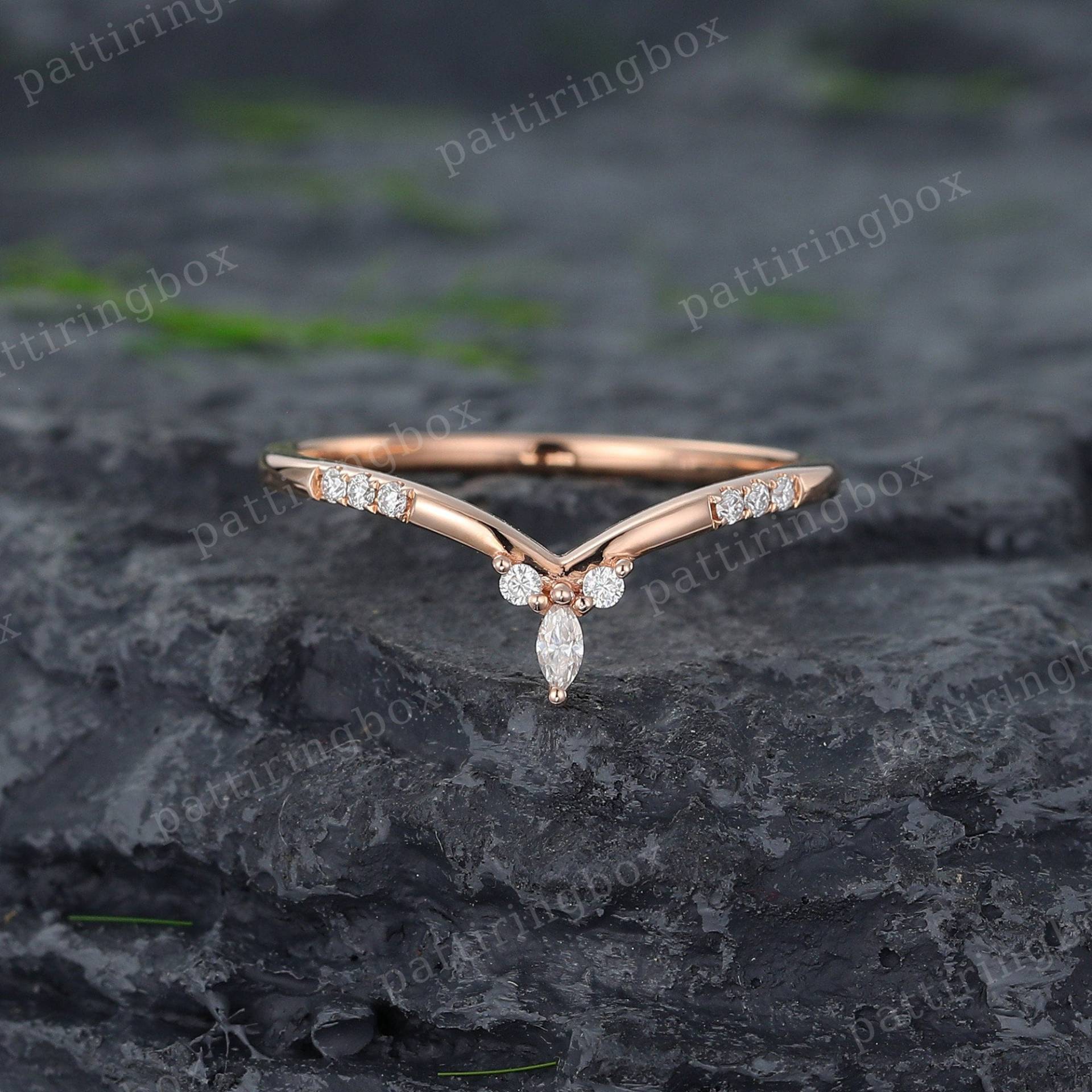 Rosegold Geschwungener Ehering Vintage Trauring Frauen Marquise Schnitt Moissanite|Diamond Stacking Passender Ring Jahrestag Versprechen Geschenk von pattiringbox