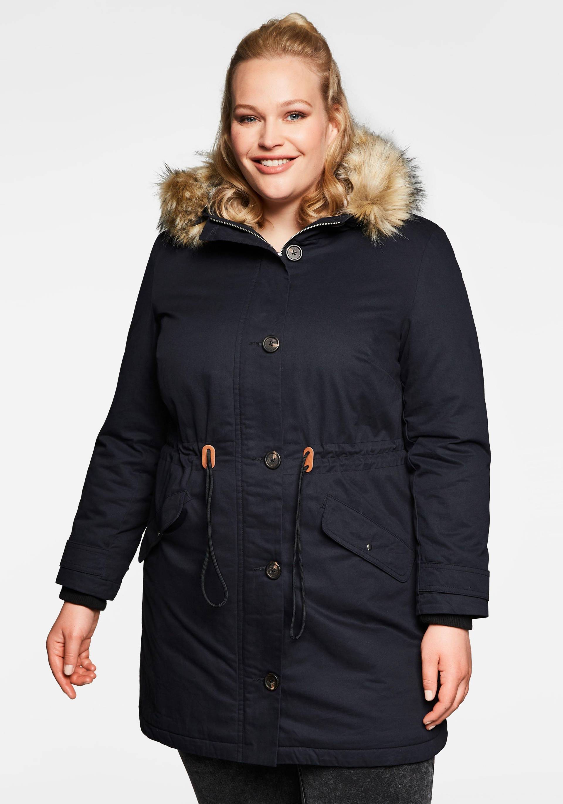 Große Größen: Parka mit Kapuze und Teddyfutter, schwarz, Gr.40-58 Große Größen: Parka mit Kapuze und Teddyfutter, schwarz, Gr.40-58 von sheego