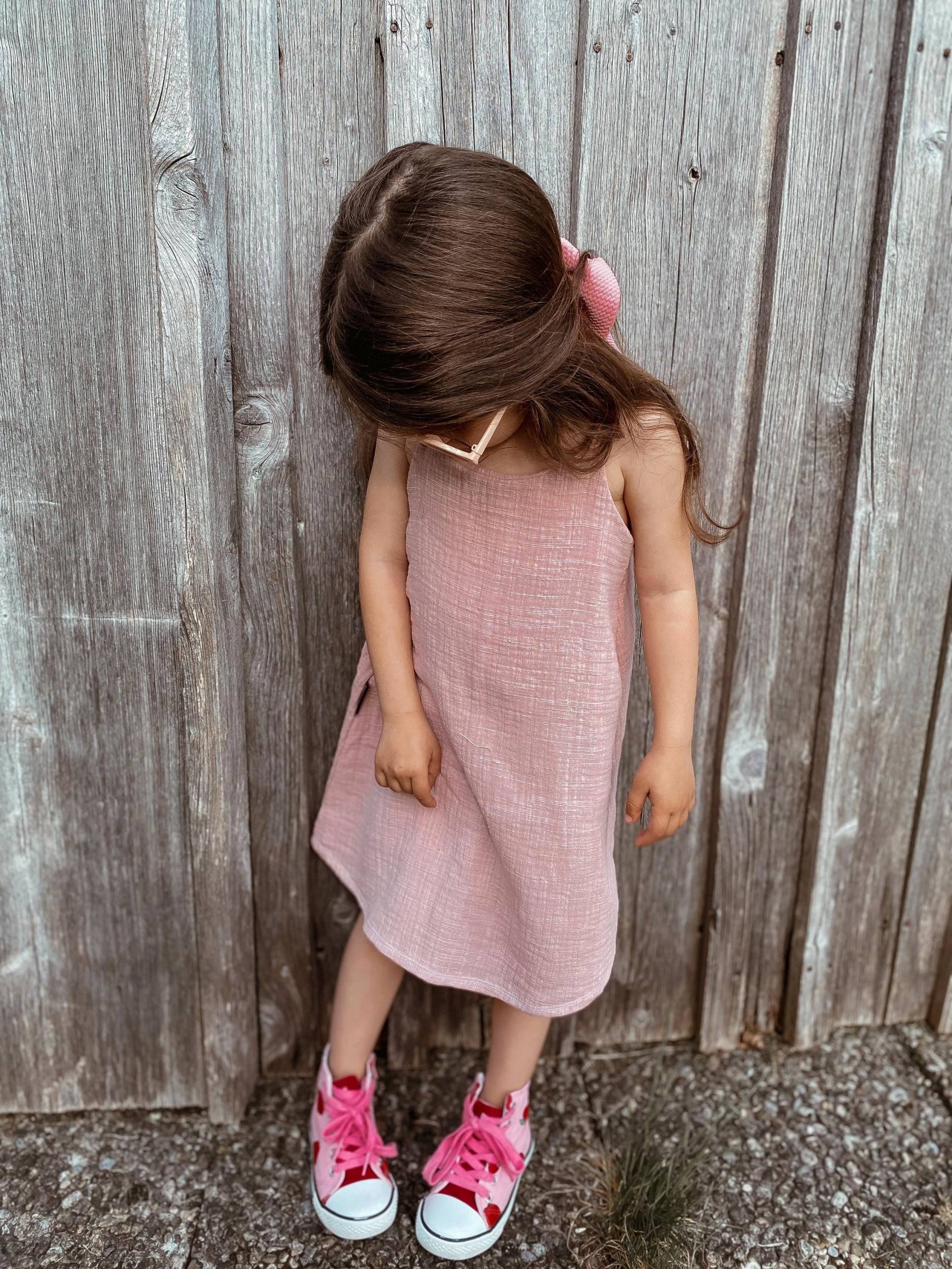 Dein Design | Musselin Sommerkleid Trägerkleid Hängerchen Musselinkleid Strandkleid Viele Farben Mädchen Baby Kinderkleidung Dein Design | Musselin Sommerkleid Trägerkleid Hängerchen Musselinkleid Strandkleid Viele Farben Mädchen Baby Kinderkleidung von sschleifenliebee