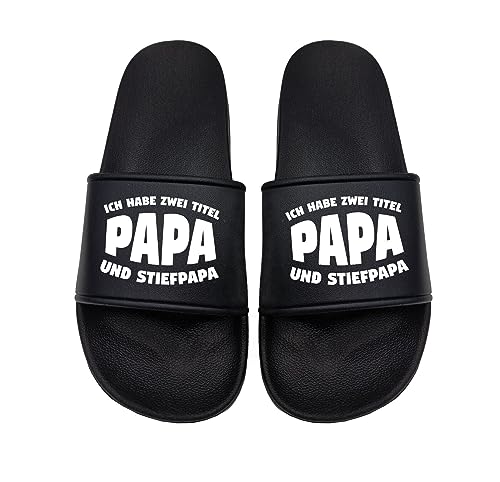 tshirtladen Ich habe zwei Titel Papa und Stiefpapa Badelatsche Sandalen Urlaub, Größe: 43 EU von tshirtladen