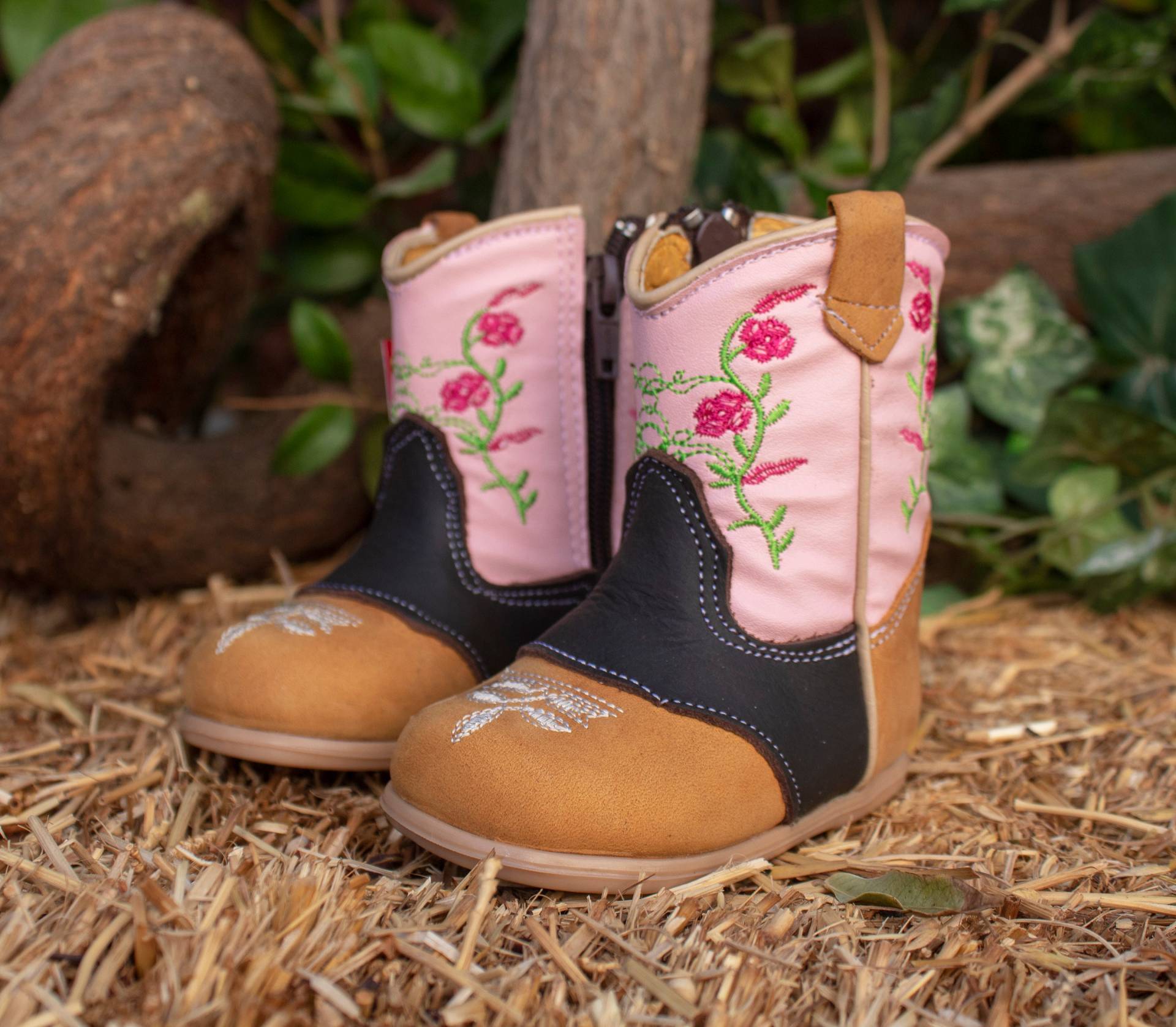 Mädchen Baby Bestickte Rose Rund Toe Leder Cowgirl Cowboy Stiefel von vvmexico